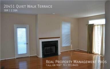 20451 Quiet Walk Terrace in Ashburn, VA - Building Photo
