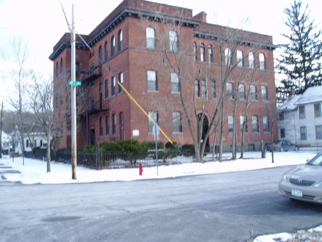 432 4th Ave in Troy, NY - Building Photo - Building Photo