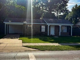 6255 Memphis Ave in Pensacola, FL - Building Photo