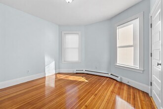 15 Romsey St, Unit 1 in Boston, MA - Building Photo - Building Photo
