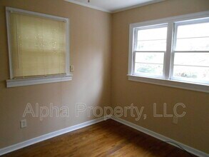 2 Meadors Ave in Greenville, SC - Building Photo - Building Photo