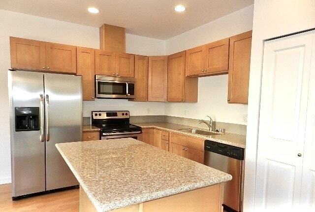 property at 8007 Cirque Dr W