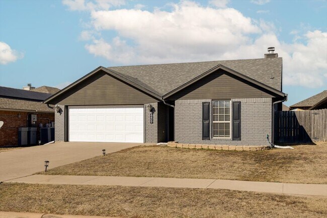 property at 4409 SW Hickory Ln