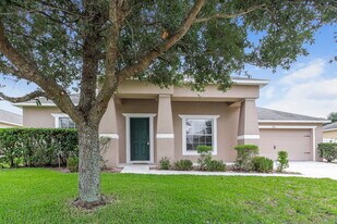 471 Jeffrey James Way in Apopka, FL - Building Photo