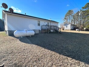 116 Iron Cloud Rd in Kenbridge, VA - Building Photo - Building Photo