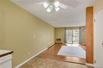 13609 E Cornell Ave in Aurora, CO - Building Photo - Building Photo
