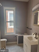 2518 N 33rd St in Philadelphia, PA - Foto de edificio - Building Photo