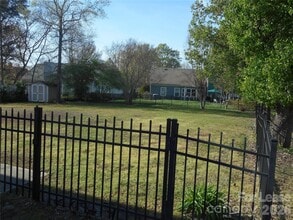 8431 Leeper Dr in Charlotte, NC - Building Photo - Building Photo