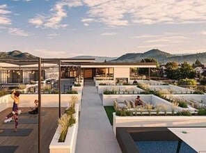 1274 Devonshire Av in Kelowna, BC - Building Photo - Building Photo