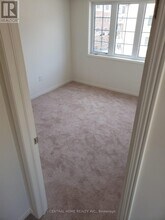 2526-2526 Rosedrop Path in Oshawa, ON - Building Photo - Building Photo