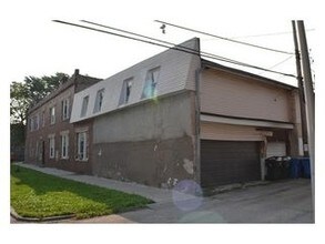 2856 N Avers Ave in Chicago, IL - Building Photo - Building Photo