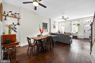 2211 N Howard St in Philadelphia, PA - Building Photo - Building Photo