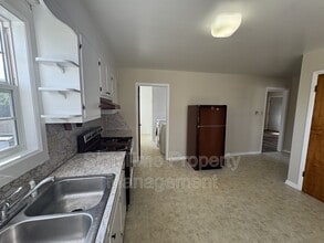 10 N Main St in Smithsburg, MD - Building Photo - Building Photo