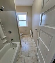 24 Chapman St, Unit #1 in Beverly, MA - Building Photo - Building Photo