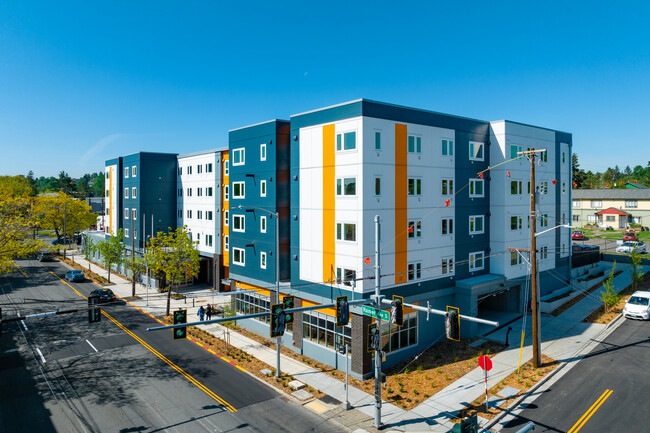 Ethiopian Village in Seattle, WA - Foto de edificio - Building Photo