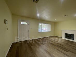 725 Bryte Ave in West Sacramento, CA - Building Photo - Building Photo