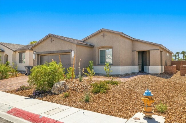 6011 E Trevano Ave in Pahrump, NV - Foto de edificio - Building Photo