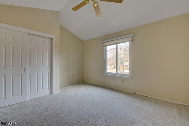 4 Hawthorne Pl in Basking Ridge, NJ - Building Photo - Building Photo