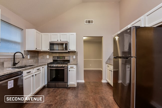 3893 Arabian Way SW in Snellville, GA - Building Photo - Building Photo