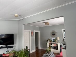 6 Berry St, Unit 1st Floor in Peabody, MA - Foto de edificio - Building Photo