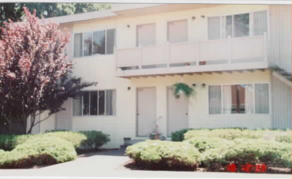 1753-1759 W 3rd St in Santa Rosa, CA - Building Photo - Building Photo