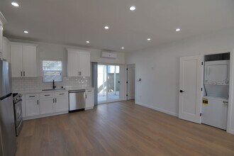 5915 Fair Ave in Los Angeles, CA - Foto de edificio - Building Photo
