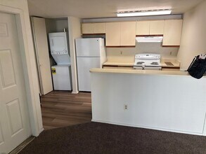 1 Clearwater Way in Galloway, NJ - Building Photo - Building Photo