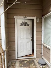 2304 Mission Hill Dr in Austin, TX - Building Photo - Building Photo