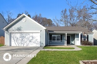 4112 Hunters Trail Dr in Indian Trail, NC - Building Photo