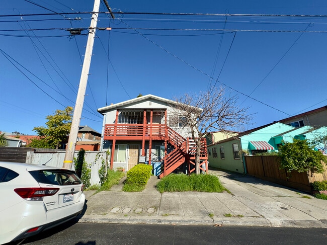 property at 2835 California St