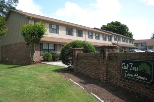 Oak Tree Apartments