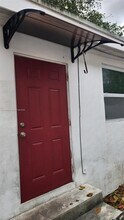 1726 SW 25th Ave in Miami, FL - Building Photo - Building Photo