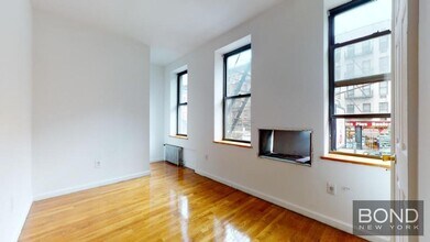 96 Third Avenue in New York, NY - Building Photo - Building Photo