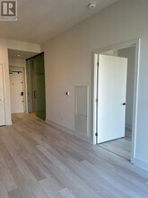 8 Cumberland St in Toronto, ON - Building Photo - Building Photo