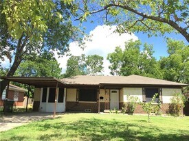 707 Jack St in Seagoville, TX - Building Photo