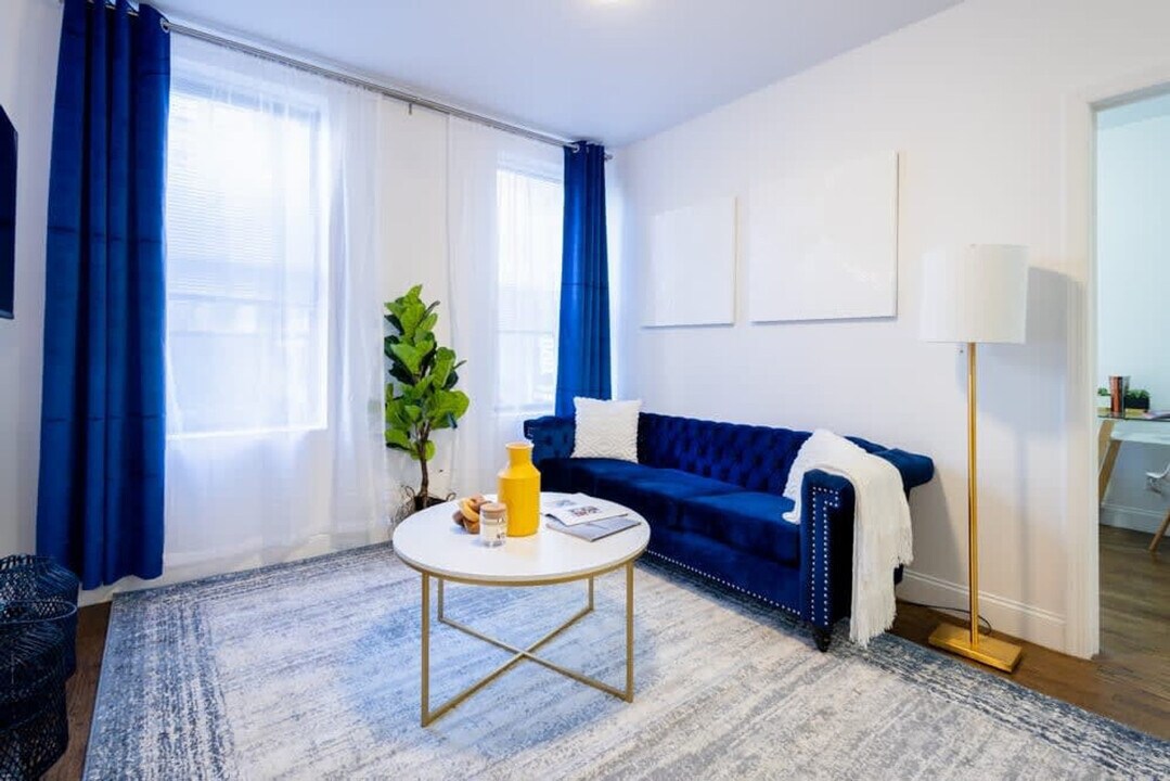1435 2nd Ave in New York, NY - Building Photo