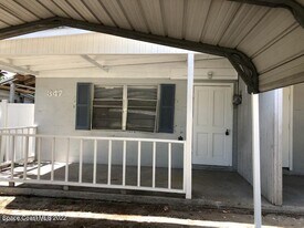 347 Jepson St in Titusville, FL - Building Photo