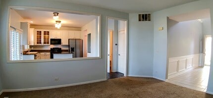 564 Woods Creek Ln in Algonquin, IL - Building Photo - Building Photo