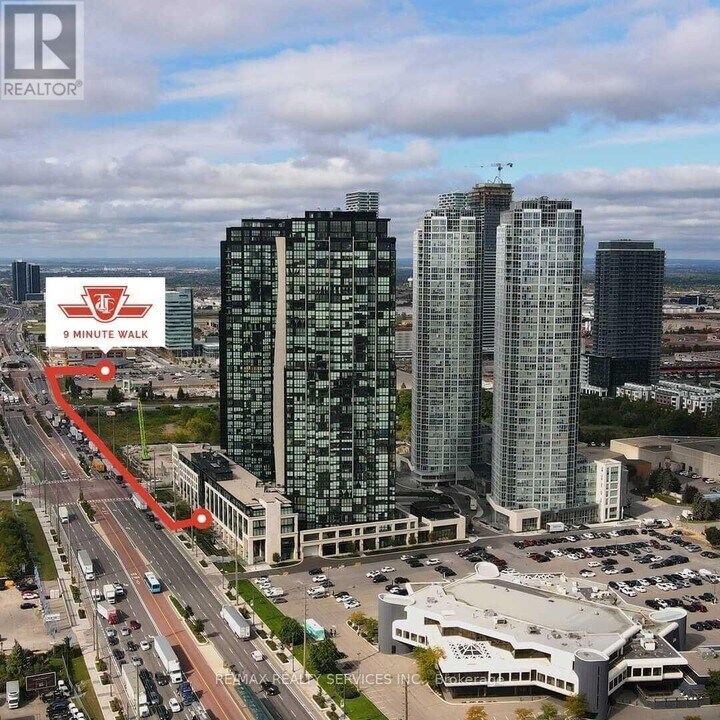 2908-2908 Hwy 7 in Vaughan, ON - Building Photo