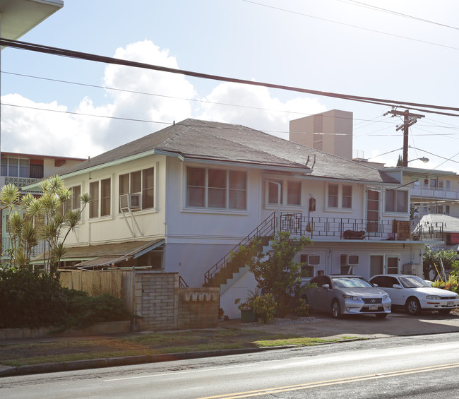 3024 Date St in Honolulu, HI - Building Photo - Building Photo