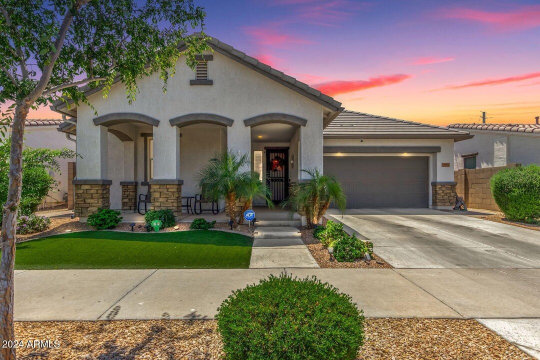 22469 E Camina Plata in Queen Creek, AZ - Building Photo