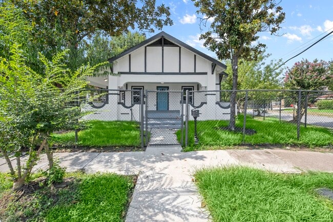 property at 4902 McKinney St