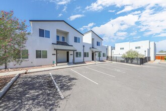 3732 E Mercedes Ct in Tucson, AZ - Building Photo - Building Photo