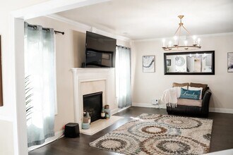 4433 Pond Edge Rd in Snellville, GA - Building Photo - Building Photo