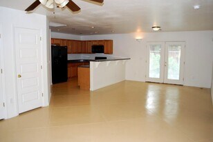 203 S Cherry Ave in Tucson, AZ - Building Photo