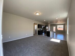 4806 Mount Salas St NE in Rio Rancho, NM - Building Photo - Building Photo