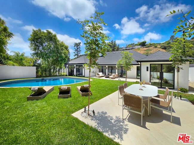 property at 2288 Coldwater Canyon Dr