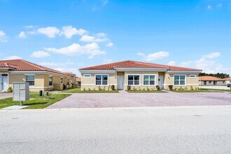 1772 Coriander Dr in Poinciana, FL - Building Photo - Building Photo