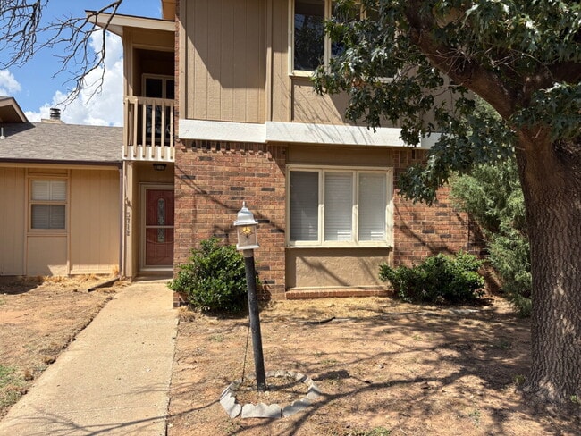 5712 38th St in Lubbock, TX - Building Photo - Building Photo