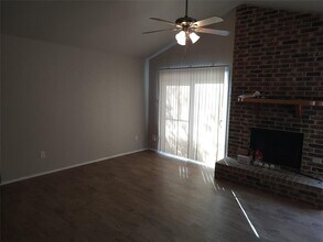 7105 Treasure Cove in Austin, TX - Building Photo - Building Photo